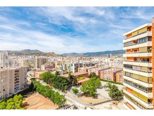 Wohnung zum Kauf 650.000 € 5 Zimmer 187 m² 10. Geschoss >Pasaje Esperanto > Málaga 29007