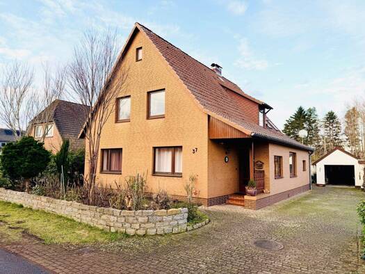 Einfamilienhaus zum Kauf 339.000 € 9 Zimmer 243 m² 2.441 m² Grundstück frei ab 01.04.2026 Mulmshorn Rotenburg 27356