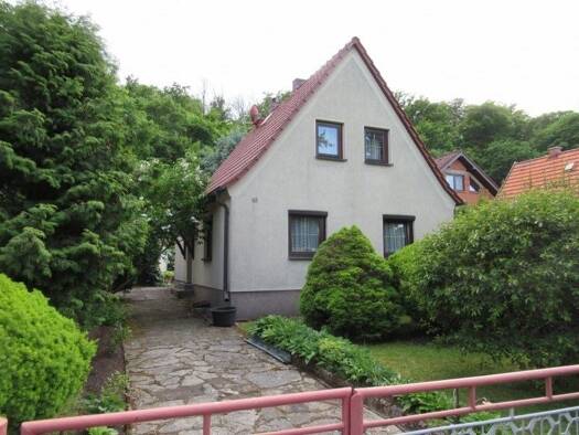 Einfamilienhaus zum Kauf 179.000 € 4 Zimmer 81,6 m² 999 m² Grundstück frei ab sofort Waltershausen Waltershausen 99880