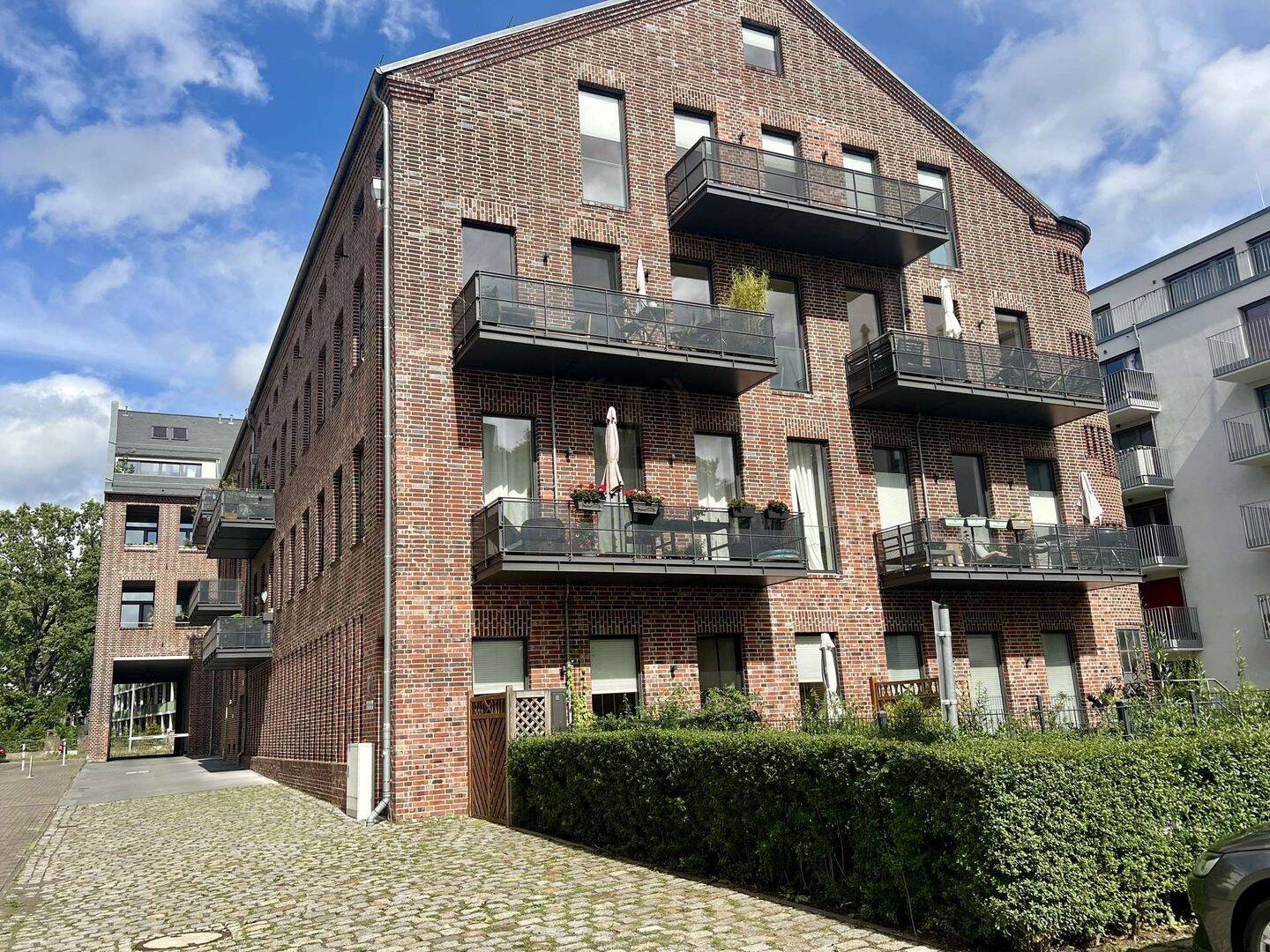 Property thumbnail 7