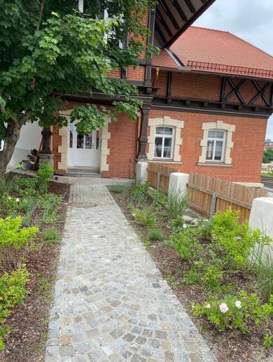 Wohnung zur Miete 1.100 € 2 Zimmer 75 m² Geschoss 1/2 frei ab 01.09.2025 Traunstein Traunstein 83278
