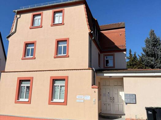 Wohnung zur Miete 520 € 3 Zimmer Geschoss 1/2 frei ab sofort Heinrichstraße 5 Borna 04552