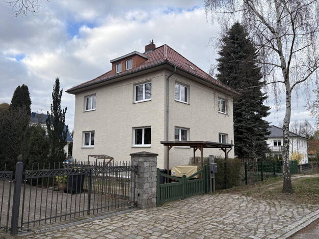 Einfamilienhaus zur Miete 2.940 € 8 Zimmer 192 m² 525 m² Grundstück frei ab 01.09.2026 Mahlsdorf Berlin 12623