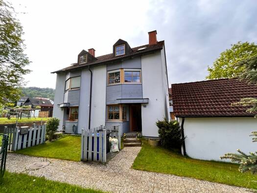 Doppelhaushälfte zum Kauf 249.000 € 4,5 Zimmer 133 m² 420 m² Grundstück frei ab 01.10.2026 Velburg Velburg 92355
