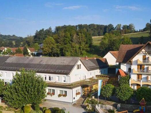 Restaurant zum Kauf 680.000 € 2.000 m² Gastrofläche 7.000 m² Grundstück Riegersburg 8333