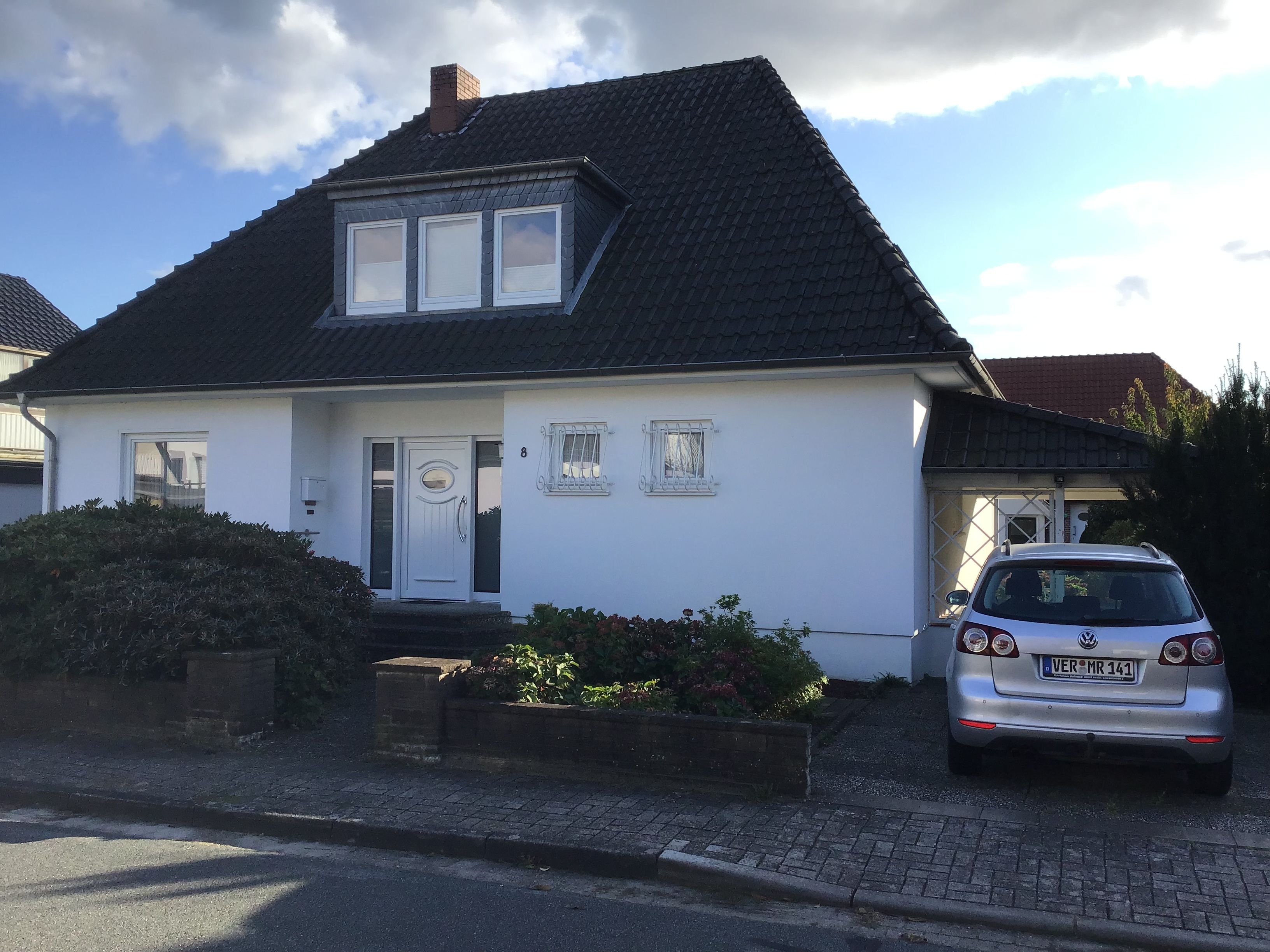 Einfamilienhaus zum Kauf provisionsfrei 379.000 € 6 Zimmer 200 m²<br/>Wohnfläche 598 m²<br/>Grundstück ab sofort<br/>Verfügbarkeit Grenzstraße Achim Achim 28832