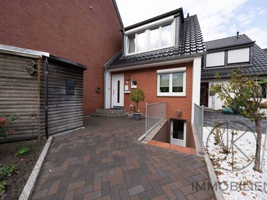 Reihenmittelhaus zum Kauf 319.000 € 5 Zimmer 95,5 m² 155 m² Grundstück Brinkum Stuhr 28816