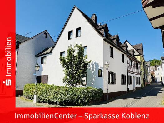 Mehrfamilienhaus zum Kauf 240.000 € 12 Zimmer 242 m² 240 m² Grundstück Rhens 56321