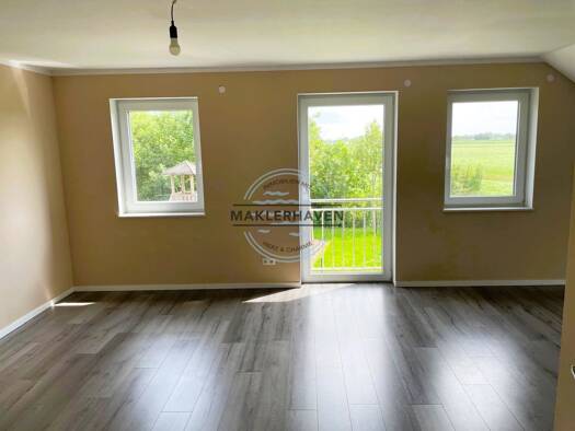Wohnung zum Kauf 230.000 € 3 Zimmer 77 m² 1. Geschoss Esenshamm Nordenham 26954