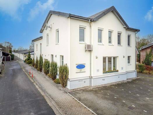 Medizinisches Gebäude zum Kauf als Kapitalanlage geeignet 32 Zimmer 817,6 m² 2.696 m² Grundstück Westerhorn 25364