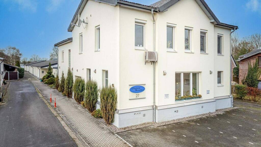 Medizinisches Gebäude zum Kauf als Kapitalanlage geeignet 32 Zimmer 817,6 m² 2.696 m² Grundstück Westerhorn 25364