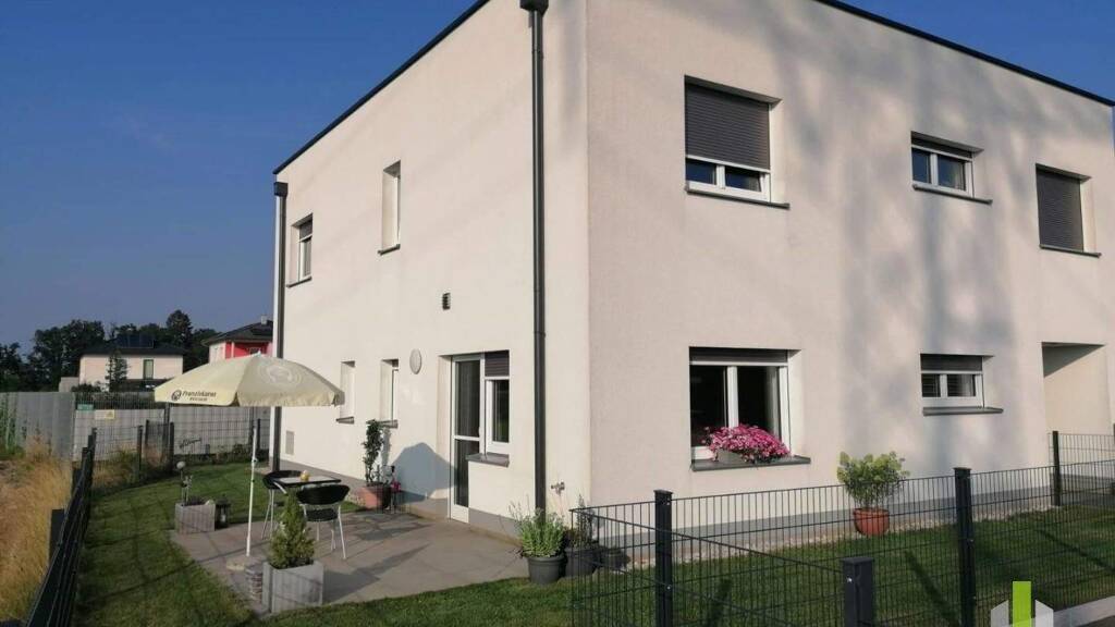 Reihenmittelhaus zum Kauf 389.000 € 4 Zimmer 104,2 m² 113 m² Grundstück Desselbrunn 4693