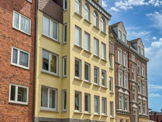 Mehrfamilienhaus zum Kauf als Kapitalanlage geeignet 1.480.000 € 650 m² 499 m² Grundstück Südfriedhof Kiel 24114