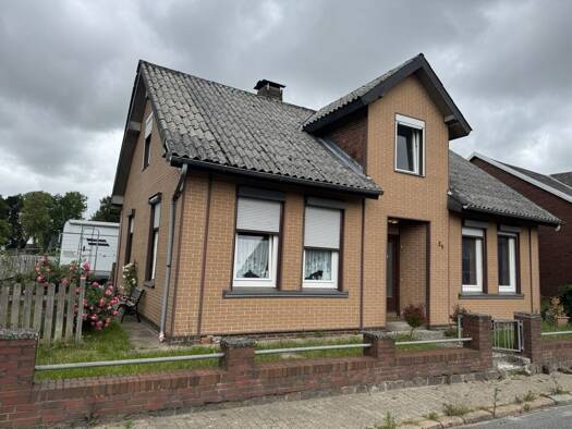 Einfamilienhaus zum Kauf 99.000 € 5,5 Zimmer 95 m² 323 m² Grundstück Buchholz 25712