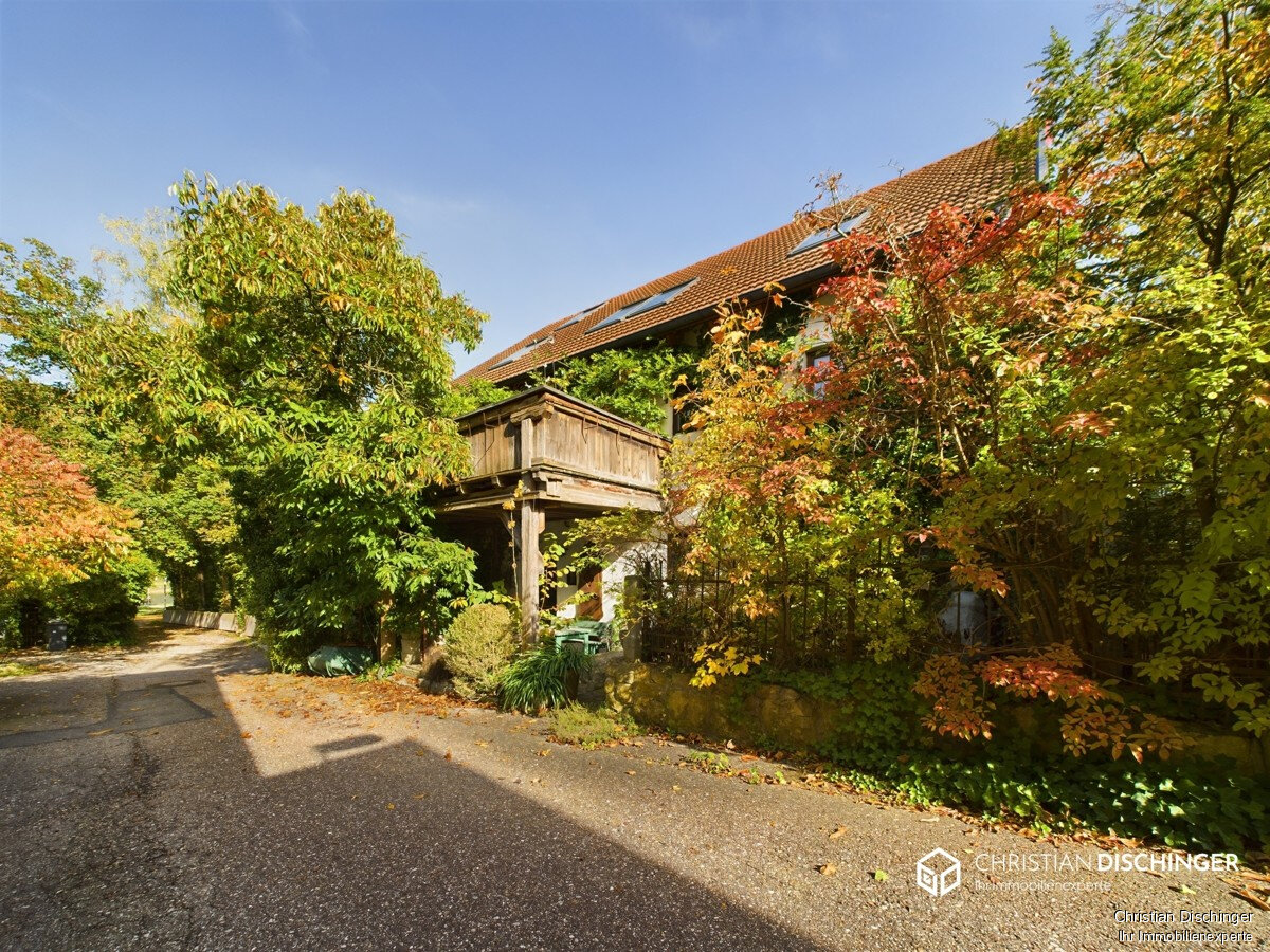 Haus zum Kauf 1.300.000 € 13 Zimmer 362,9 m²<br/>Wohnfläche 621 m²<br/>Grundstück Pentling Pentling / Matting 93080