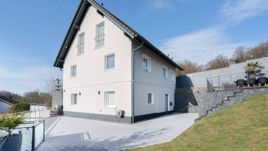 Einfamilienhaus zum Kauf 669.000 € 6 Zimmer 160 m² 686 m² Grundstück Steinenbrück Overath 51491