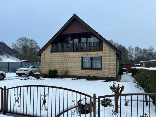 Einfamilienhaus zum Kauf 279.000 € 7 Zimmer 189,6 m² 1.333 m² Grundstück Völlenerkönigsfehn Westoverledingen 26810