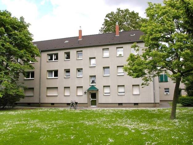 Wohnung zur Miete 409 € 2 Zimmer 41,1 m² 2. Geschoss Meister-Arenz-Straße 38 Huckingen Duisburg 47259