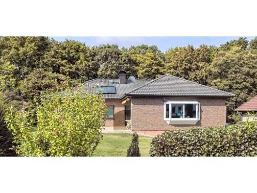 Bungalow zum Kauf 619.000 € 6 Zimmer 168 m² 879 m² Grundstück frei ab 01.09.2026 Butzbach 35510