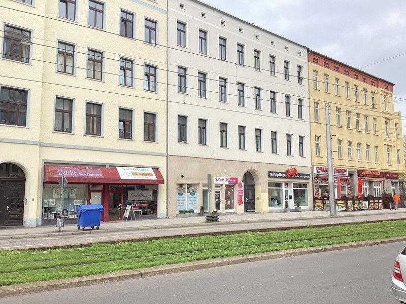 Wohnung zur Miete 637 € 2 Zimmer 99,6 m²<br/>Wohnfläche 2.<br/>Geschoss 30.11.2024<br/>Verfügbarkeit Breiter Weg 225 Rathausviertel Magdeburg 39104