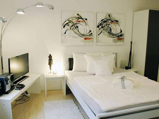 Wohnung zur Miete 540 € 1 Zimmer 25 m² 2. Geschoss Beskidenstraße Bad Cannstatt Stuttgart 70374