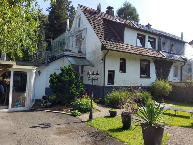 Doppelhaushälfte zum Kauf 229.000 € 3,5 Zimmer 100 m² 350 m² Grundstück Dahl Hagen 58091