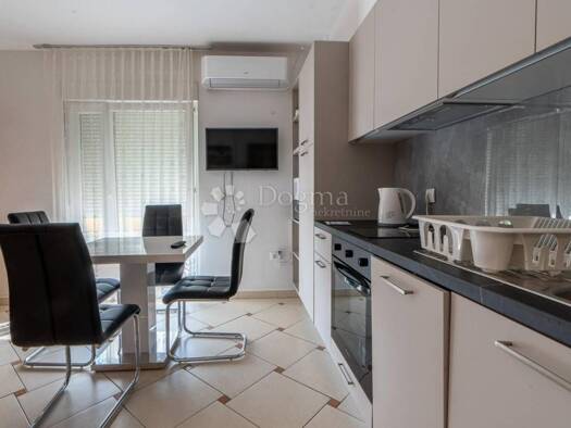 Wohnung zur Miete 900 € 2 Zimmer 20 m² Mihotici, Matulji Matulji