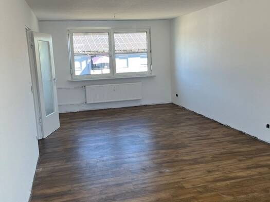 Wohnung zur Miete 731 € 3 Zimmer 82,8 m² 2. Geschoss frei ab sofort Eschenstraße 30 Ursenwang Göppingen 73037