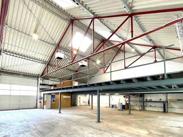 Lagerhalle zur Miete provisionsfrei 2.000 € 436 m² Lagerfläche Oberveischede Olpe 57462
