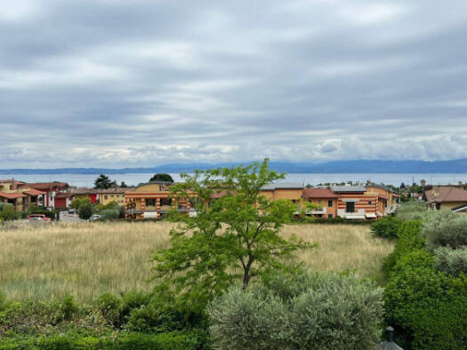 Haus zum Kauf 850.000 € 5 Zimmer 250 m² 1.000 m² Grundstück frei ab sofort Lazise 37017