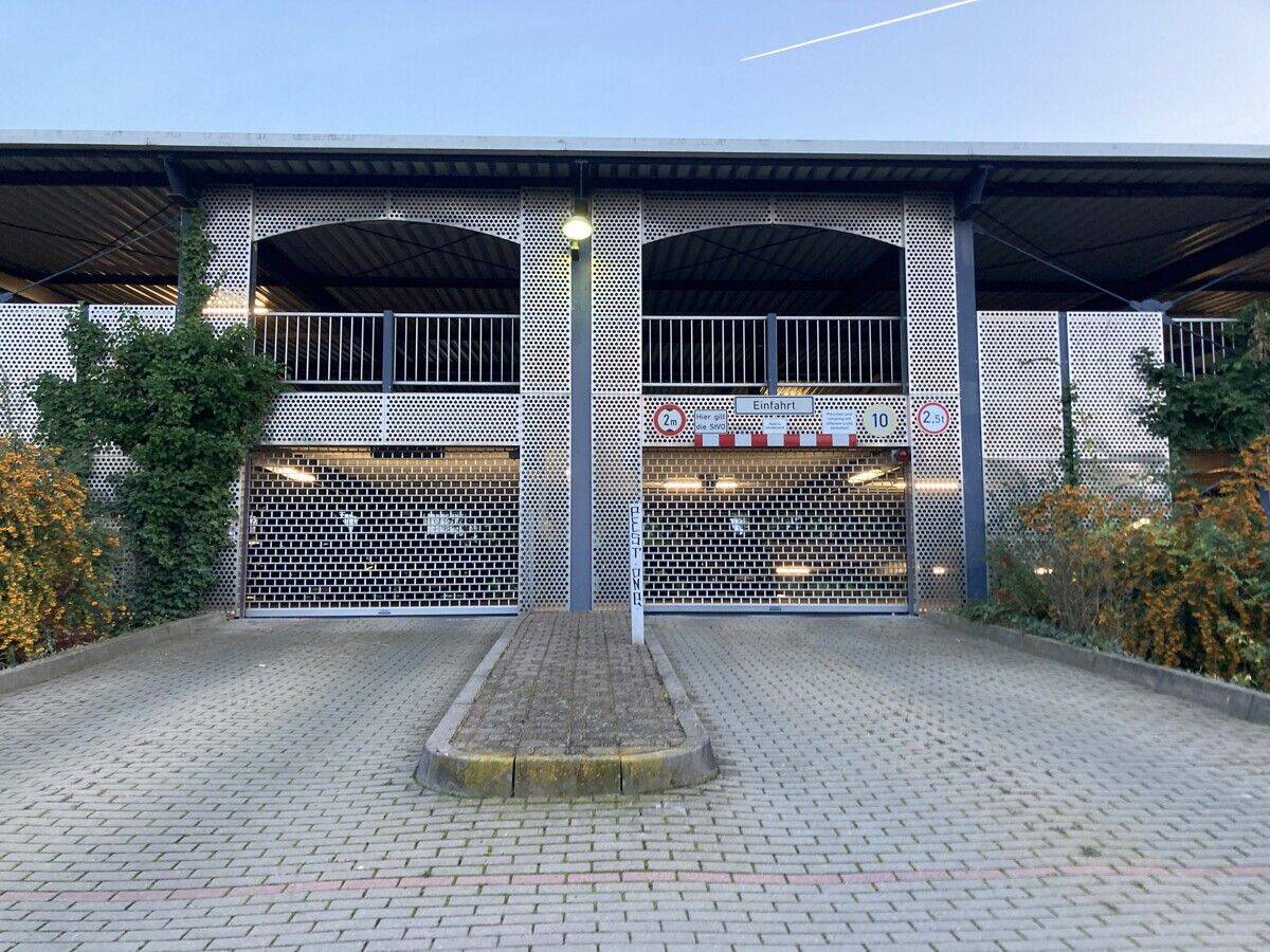 Parkhaus zur Miete - Ansicht 2