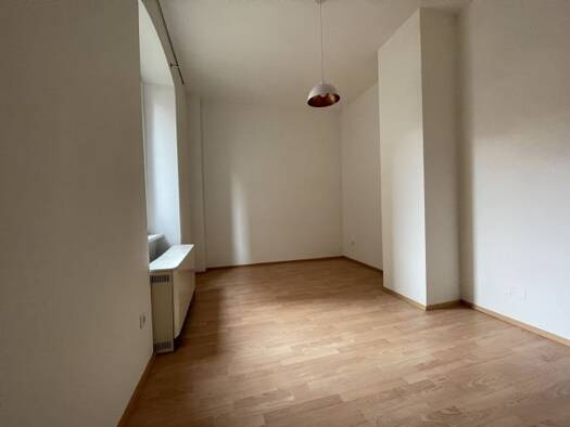 Wohnung zur Miete 405 € 1,5 Zimmer 36 m² EG frei ab 01.12.2026 Steinbühl Weiterer Innenstadtgürtel Süd 90459