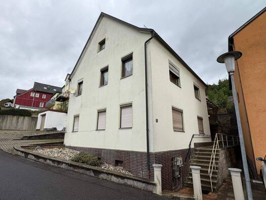 Mehrfamilienhaus zum Kauf 79.000 € 6 Zimmer 180 m² 278 m² Grundstück Mönchröden Rödental 96472