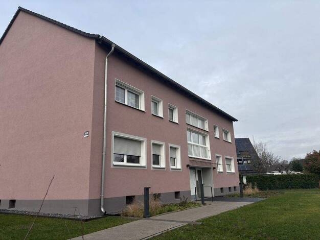 Wohnung zur Miete nur mit Wohnberechtigungsschein 399 € 2,5 Zimmer 61,5 m² 2. Geschoss frei ab 01.07.2026 Herzogstraße 160 Overbruch Duisburg 47178