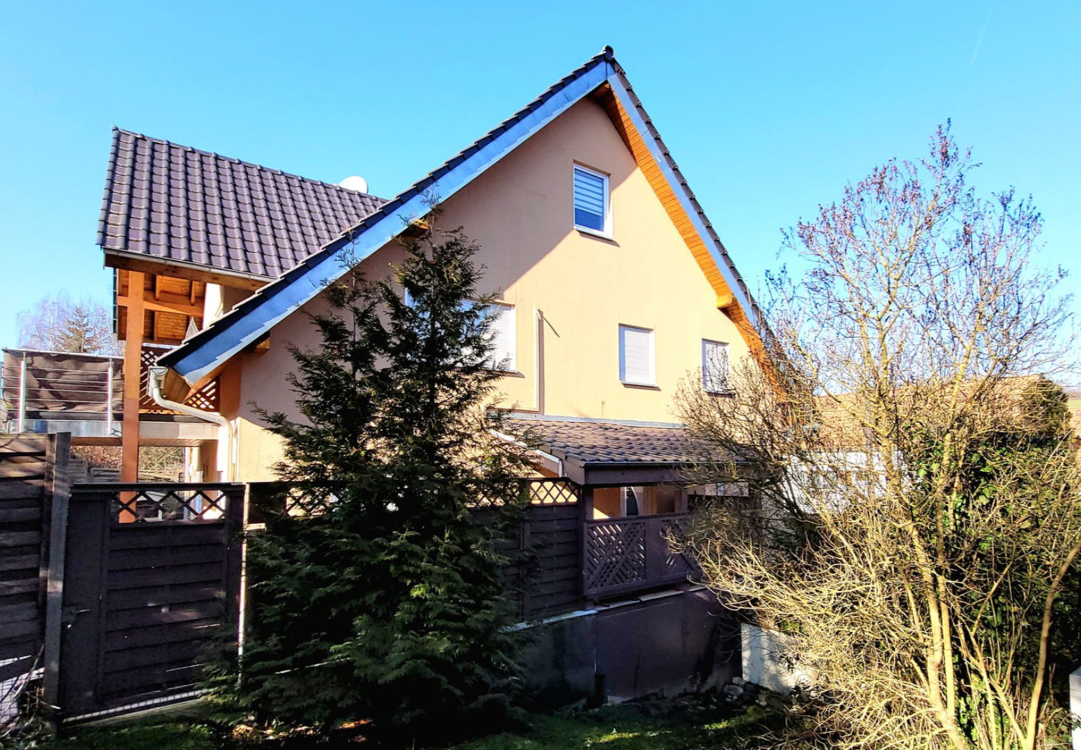 Einfamilienhaus zum Kauf provisionsfrei 899.000 € 7 Zimmer 258 m²<br/>Wohnfläche 356 m²<br/>Grundstück Scharnhausen Ostfildern-Scharnhausen 73760