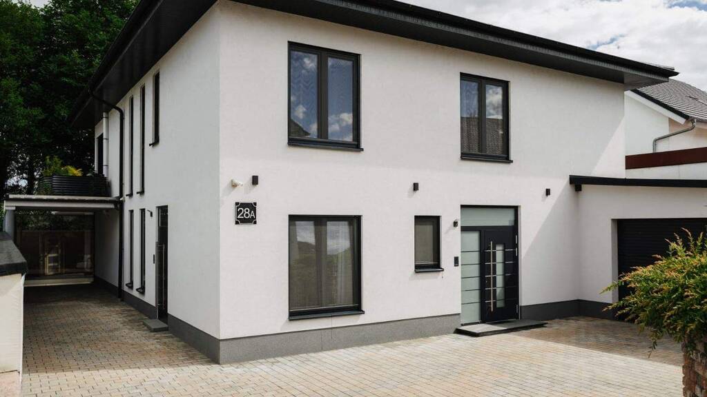 Villa zum Kauf 1.300.000 € 257 m² 617 m² Grundstück frei ab sofort Speyer 67346