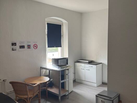 Wohnung zur Miete 270 € 1 Zimmer 20 m² Ammendorf-Beesen Halle 06132