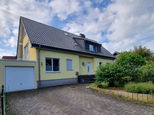 Wohnung zur Miete 1.143 € 6 Zimmer 158,7 m² Geschoss 2/3 frei ab 01.01.2026 Binnenbruchweg 4 Hünxe 46569