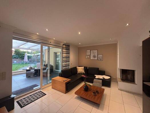 Mehrfamilienhaus zum Kauf 595.000 € 8 Zimmer 270 m² 706 m² Grundstück frei ab sofort Hoengen Alsdorf 52477