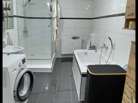 Wohnung zur Miete 950 € 4 Zimmer 103 m² Geschoss EG/1 frei ab 01.12.2026 Mittelstraße 11 Frauwüllesheim Nörvenich 52388