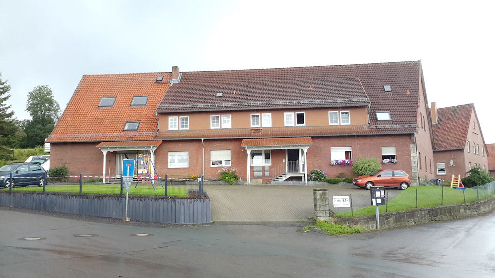 Mehrfamilienhaus zum Kauf als Kapitalanlage geeignet 625.000 € 22,5 Zimmer 700 m²<br/>Wohnfläche 7.800 m²<br/>Grundstück Wülpke Porta Westfalica 32457