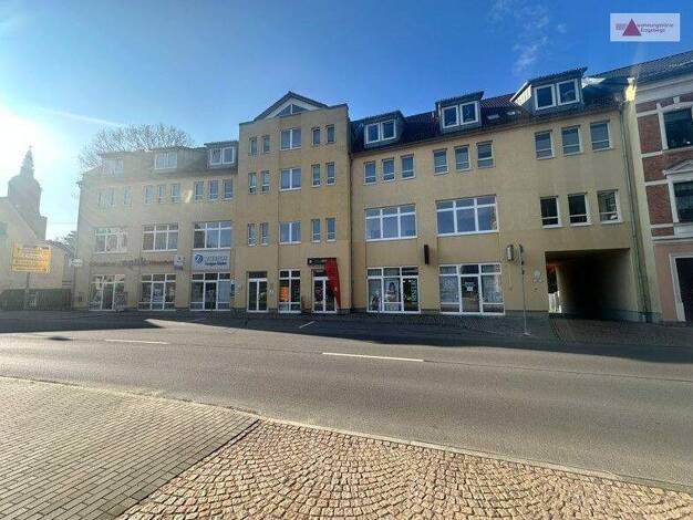 Ladenfläche zur Miete 330 € 3 Zimmer 1 m² Verkaufsfläche Bahnhofstraße 5 Kirchberg 08107