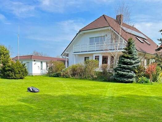 Einfamilienhaus zum Kauf 750.000 € 8 Zimmer 210 m² 797 m² Grundstück Diedrichshagen Rostock 18119