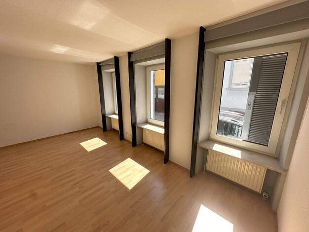 Einfamilienhaus zur Miete 1.150 € 3 Zimmer 102 m² 138 m² Grundstück frei ab sofort Innenstadt Kaiserslautern 67655