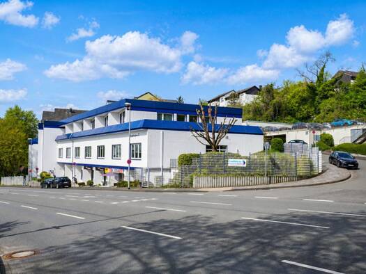 Bürogebäude zur Miete provisionsfrei 1.880 € 10 Zimmer 345 m² Bürofläche Emst Mitte 58093