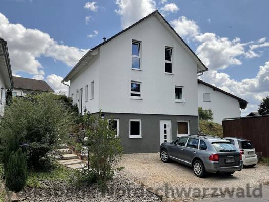 Einfamilienhaus zum Kauf 530.000 € 7 Zimmer 177 m² 539 m² Grundstück Lützenhardt Waldachtal 72178