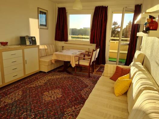 Wohnung zur Miete 655 € 2 Zimmer 47,4 m² Geschoss 2/5 frei ab 01.01.2026 Dorfhainer Straße 34 Kleinpestitz/Mockritz Dresden 01189