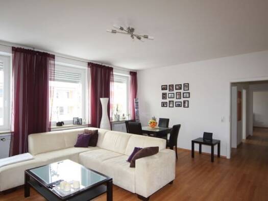 Wohnung zur Miete 500 € 2 Zimmer 63,5 m² 3. Geschoss Rennweg Nürnberg 90489
