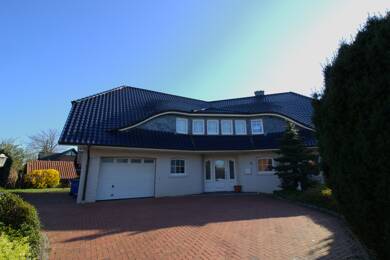 Einfamilienhaus zum Kauf provisionsfrei 425.000 € 8 Zimmer 244 m² 911 m² Grundstück Neuenkirchen Neuenkirchen-Vörden 49434