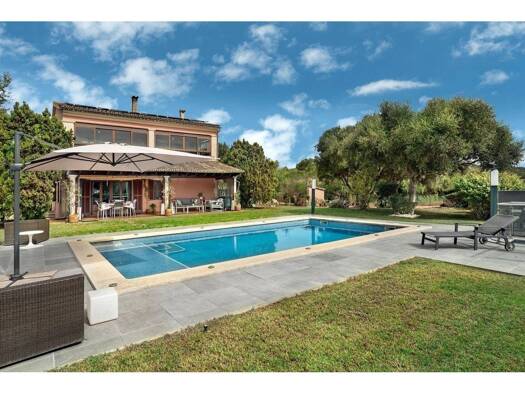 Chalet zum Kauf 1.600.000 € 5 Zimmer 439 m² 7.700 m² Grundstück Palma 07198
